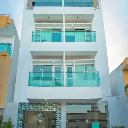 Onoma Hotel Lorica Екстериор снимка