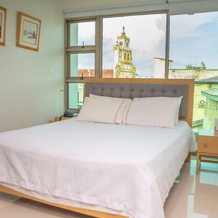 Onoma Hotel Lorica Екстериор снимка