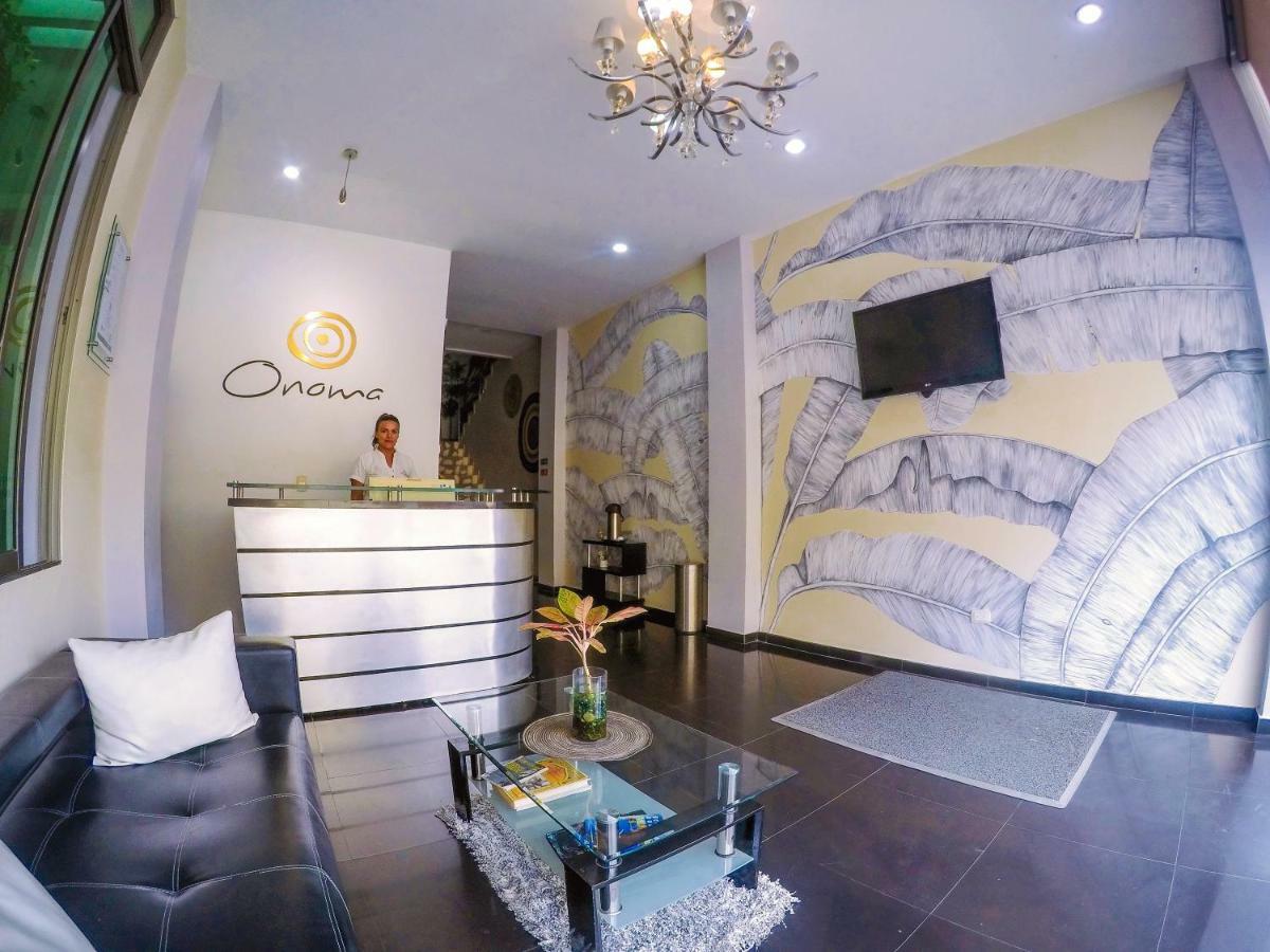 Onoma Hotel Lorica Екстериор снимка